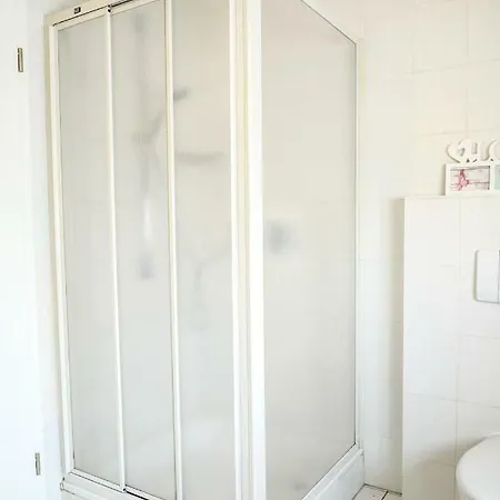 Business ++ Hochwertige Ausstattung *