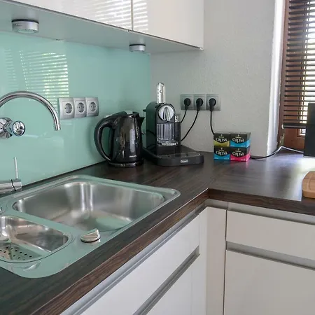 Business ++ Hochwertige Ausstattung *