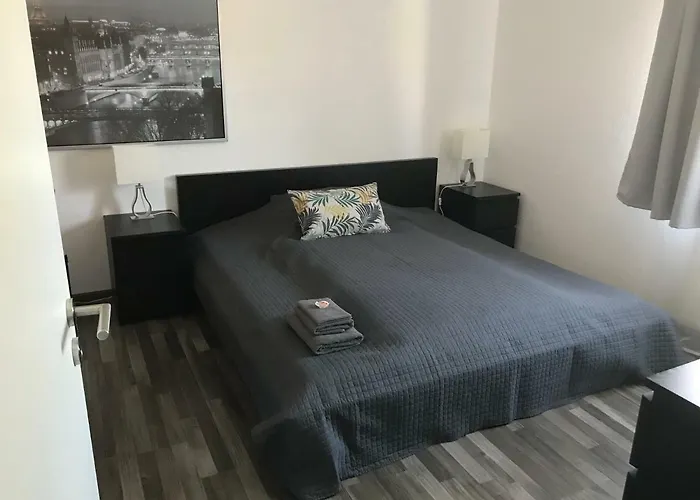 Business ++ Hochwertige Ausstattung