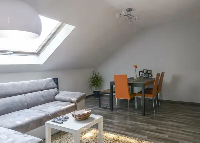 Business ++ Hochwertige Ausstattung * Paderborn