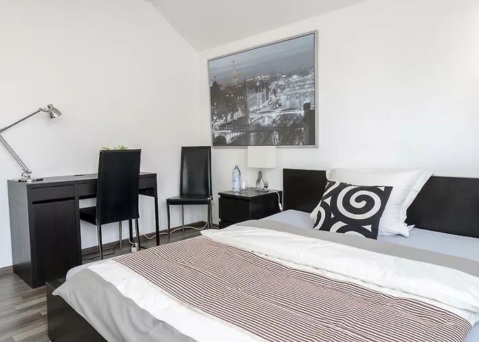 Business ++ Hochwertige Ausstattung *